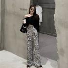 Cold Shoulder Long-sleeve T-shirt / Patterned Straight Fit Pants