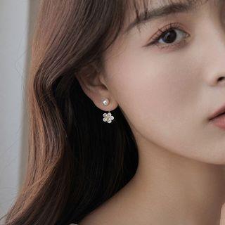 Flower Faux Pearl Alloy Swing Earring 1 Pair - White - One Size