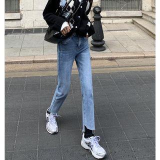 High-waist Straight-cut Frayed Jeans