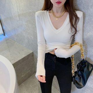 Long-sleeve V-neck Padded-shoulder Top
