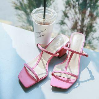 Block-heel T-strap Sandals