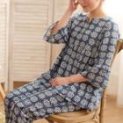 Loungewear Set: Printed 3/4-sleeve Top + Pants
