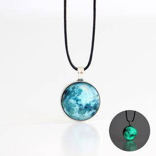 Glass Pendant Necklace