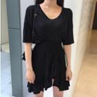 Plain Short-sleeve T-shirt / Ruffled A-line Skirt
