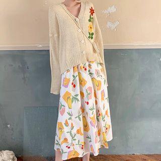 Set: Embroidered Loose-fit Cardigan + Print Maxi Skirt