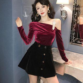 Single Shoulder Long-sleeve Velvet Top / Mini A-line Velvet Skirt
