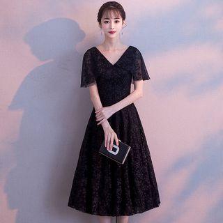 Embroidered Short-sleeve Midi A-line Cocktail Dress