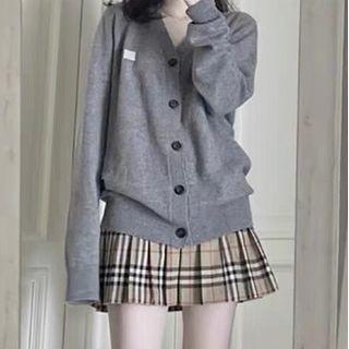V-neck Cardigan / Pleated Skirt / Set