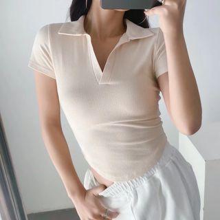 Short-sleeve Plain Collar Crop Top