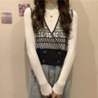 Double Breasted Patterned Sweater Vest / Mock-neck Knit Top