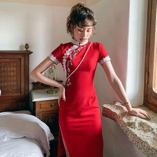 Lace Trim Floral Embroidered Short-sleeve Slit Midi Qipao