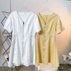 Short-sleeve V-neck Zip-up Dress