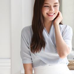 V-neck Elbow-sleeve Blouse