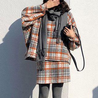 Set: Plaid Long-sleeve Top + A-line Mini Skirt