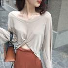 Knot Cropped Long Sleeve T-shirt