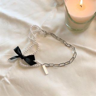 Faux Pearl Ribbon Asymmetrical Choker Silver - One Size