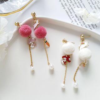 Asymmetric Pom Pom Earring / Clip-on Earring