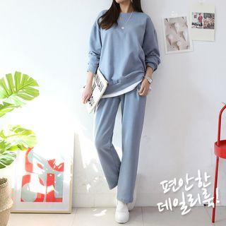 Set: Round-neck Pullover + Sweat Pants