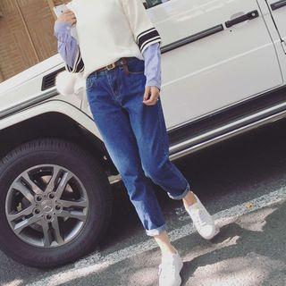 Straight Fit Cropped Jeans