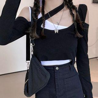 Mock Two-piece Off-shoulder T-shirt Black & White - One Size