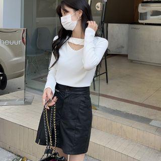 Long-sleeve Heart Embroidered Slim-fit Top