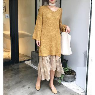 V-neck Long Sweater / Lace Panel Dress