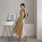 Round-neck Sleeveless Long Swing Dress