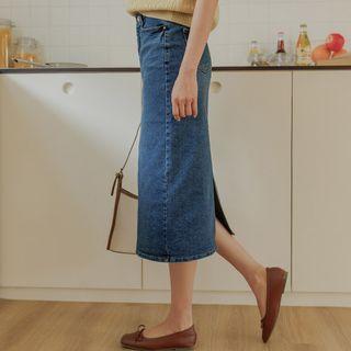 Hidden Band-waist Midi Denim Skirt