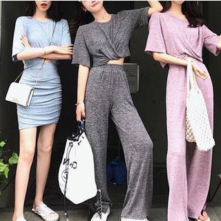 Set: Cropped Short-sleeve T-shirt + High Waist Wide-leg Pants / Set: Cropped Short-sleeve T-shirt + High Waist Mini Skirt