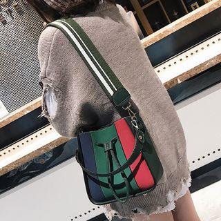 Set: Colour Block Bucket Bag + Pouch