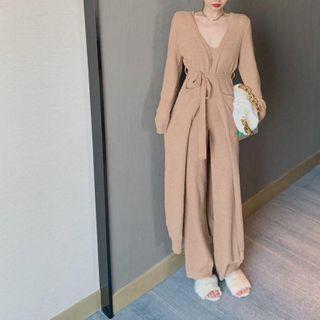 Midi Cardigan / Sleeveless Cropped Knit Top / Straight Leg Pants / Set