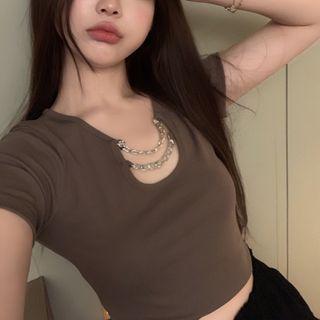 Short-sleeve Chain Accent Slim-fit Cropped Top