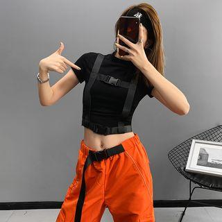 Buckled-accent Mock-neck Crop T-shirt