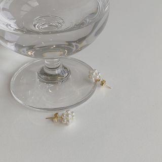 Faux-pearl Cluster Ear Studs One Size