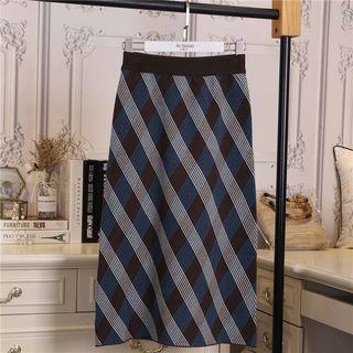 Chevron Print Midi A-line Knit Skirt