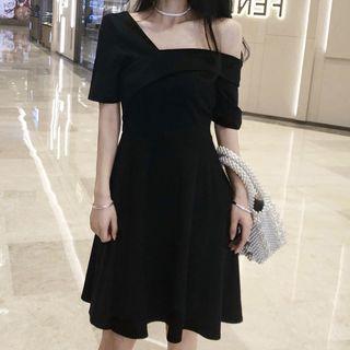 Elbow-sleeve Plain Off-shoulder High-waist Midi Dress