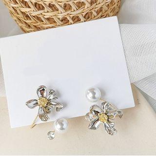 Asymmetrical Flower Earring As Shown In Figure -
