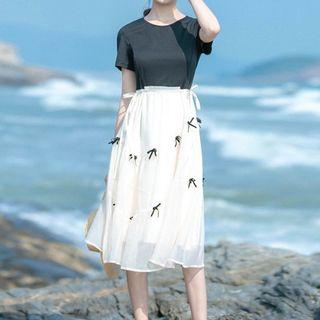 Short-sleeve Ribbon Midi A-line Dress