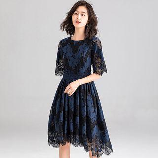 Elbow-sleeve Lace Paneled A-line Dress
