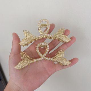 Mermaid Tail Faux Pearl Alloy Hair Clamp White Faux Pearl - Gold - One Size