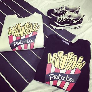 Long-sleeve Fried Print T-shirt