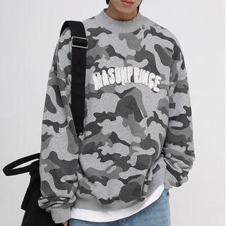 Lettering Camo Print Sweatshirt