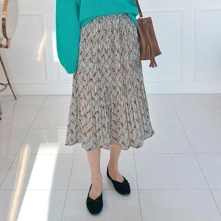 Pleated Patterned Maxi Skirt
