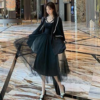 V-neck Long-sleeve T-shirt / Sheer Midi Skirt