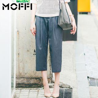 Cropped Straight Cut Pleated Front Pants