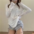 Long-sleeve Hood T-shirt
