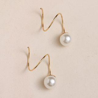 Faux Pearl Swirl Earring 1 Pair - Gold & White - One Size