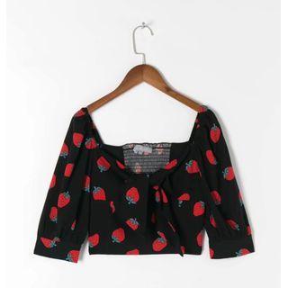 Elbow-sleeve Strawberry Top