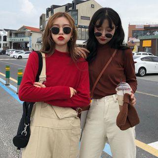 Plain Long-sleeve T-shirt / Belt
