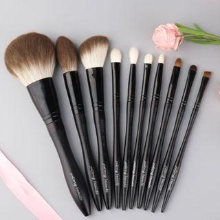 Set Of 10: Makeup Brush / Case / Set